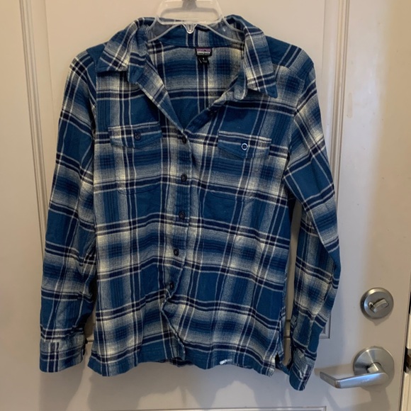 Patagonia Tops - Patagonia Women’s Blue Plaid Fjord Flannel Size 8